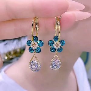 Beauty CYGlobal ™- Boucles d'oreilles en Crystal de zircone de Fleur Bleue